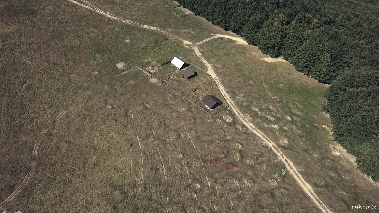 Romania - Vicovu de sus - In varf de deal