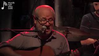 Bülent Ortaçgil - Pencere Önü Çiçeği / Kadın Sesi Değmiş Şarkılar Resimi