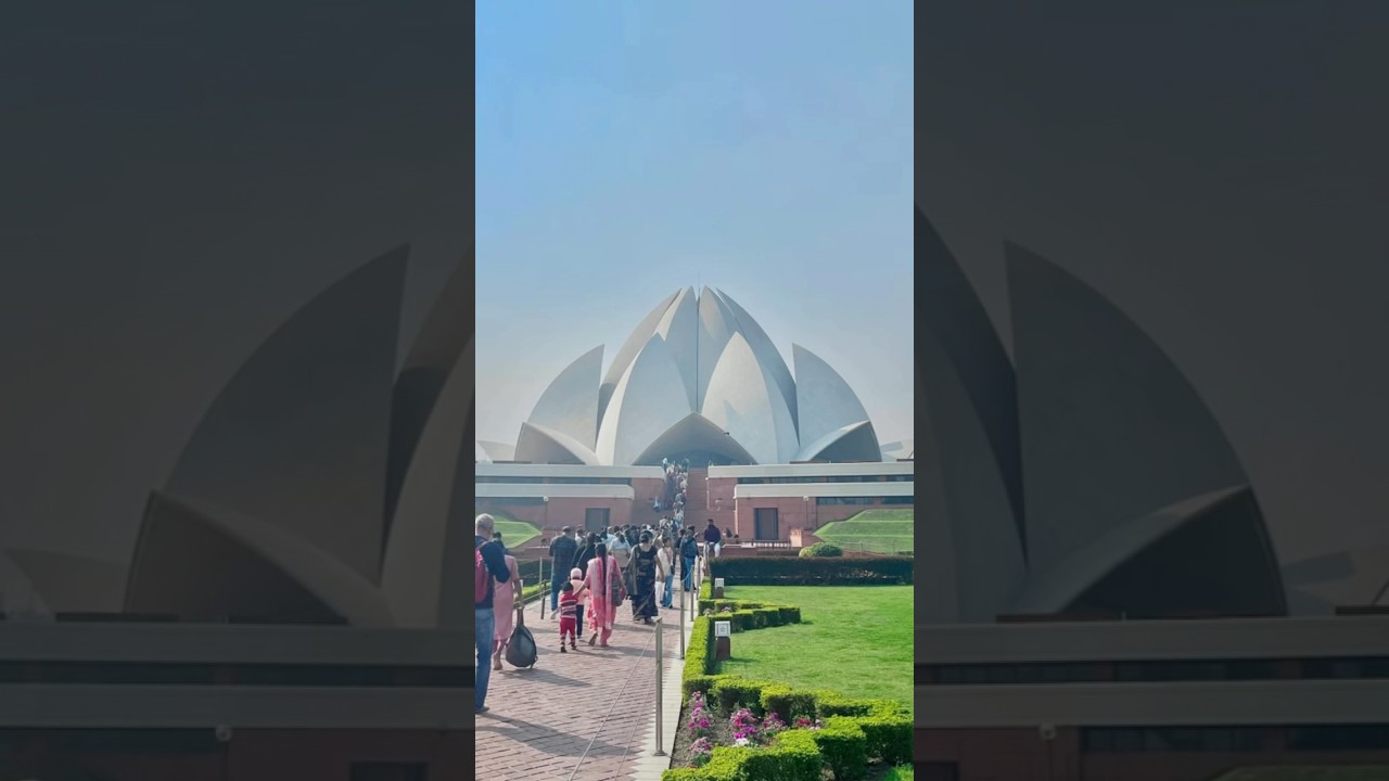 Lotus Temple Delhi — where silence speaks louder than words 