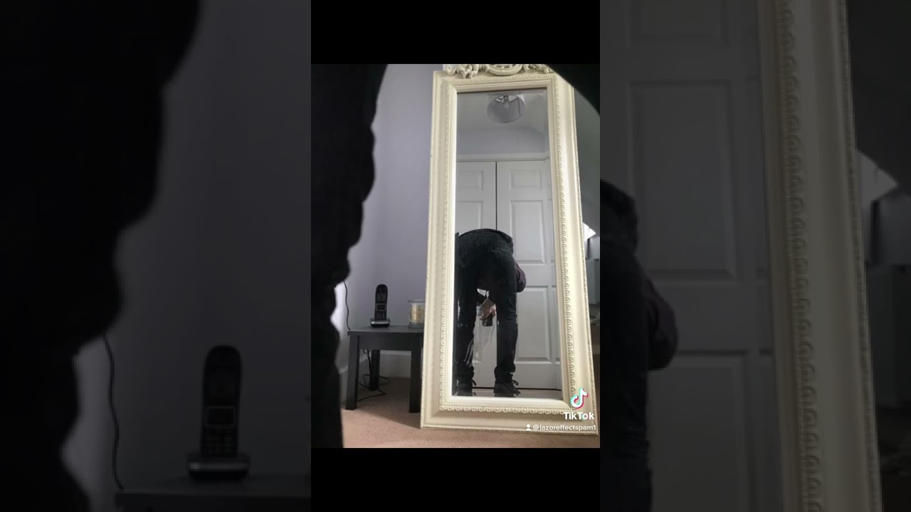 People Trying To Sell Mirrors 