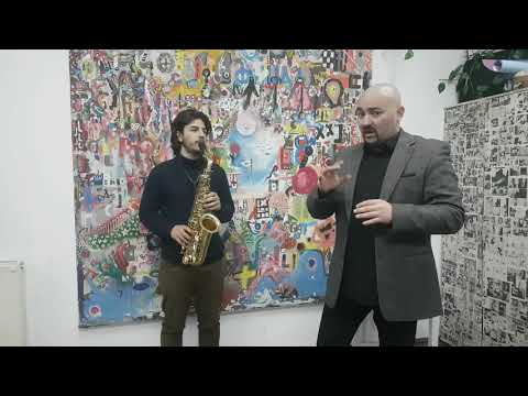 Video: Kako Svirati Saksofon