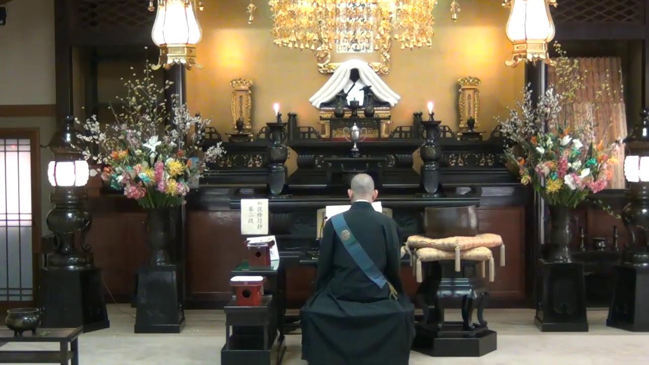 東大阪市の本門佛立宗　本泉寺の朝参詣（２月２４日）