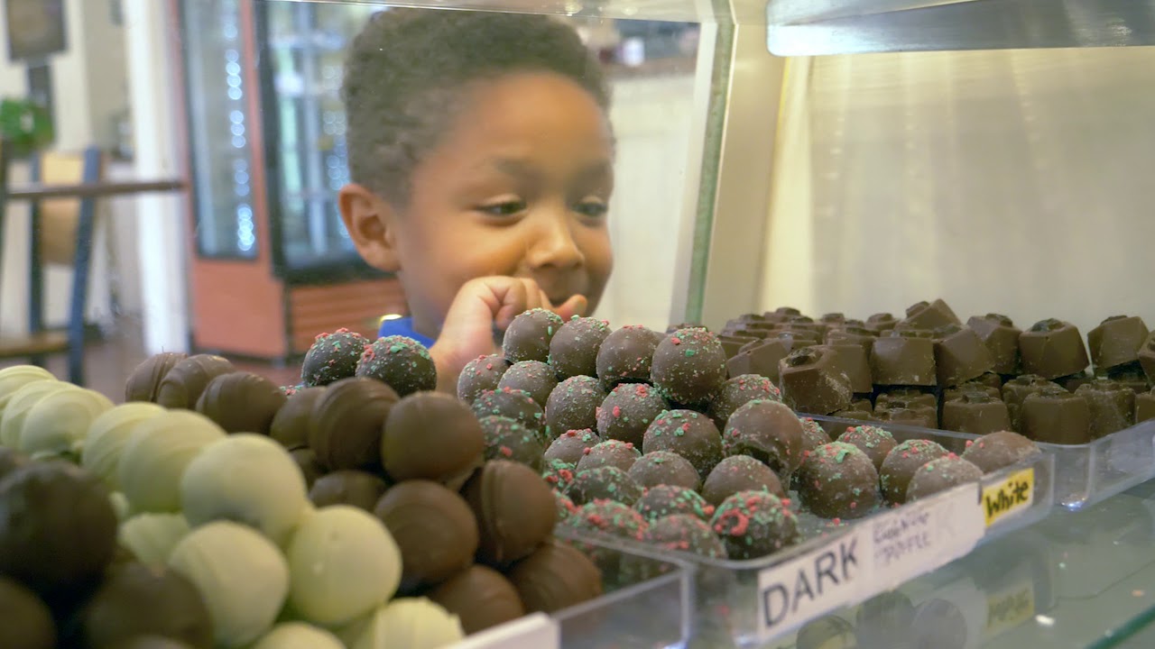 Eat, Shop, Play in Richmond Hill, Georgia