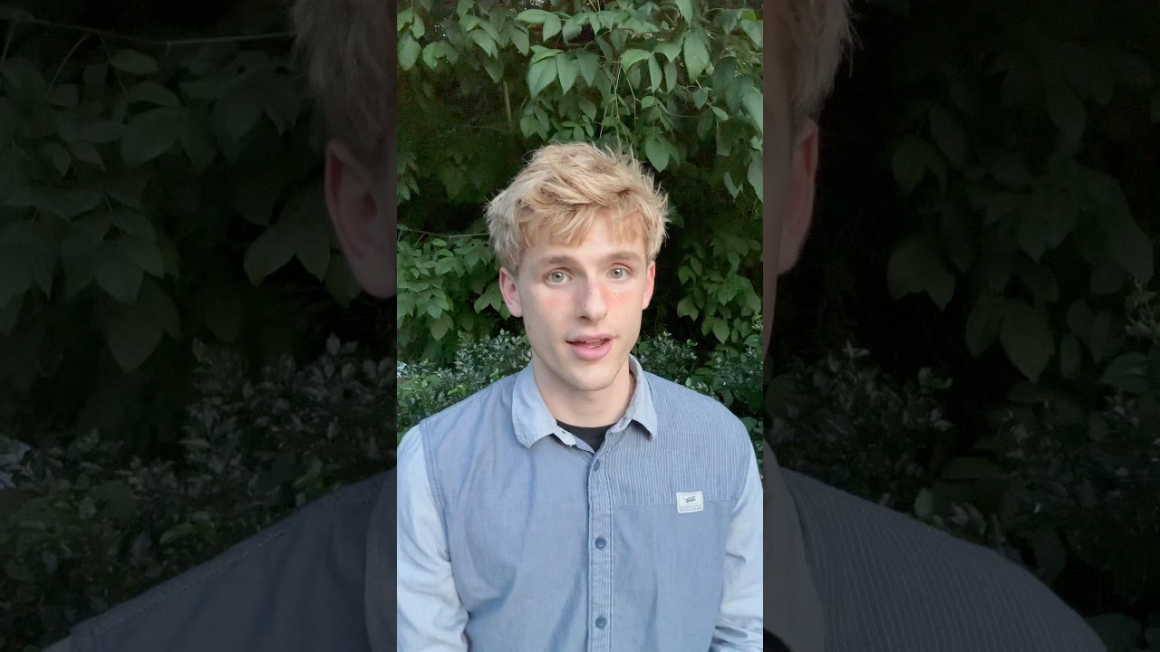 Here’s everything you need to know about: Squirrel Mating Season 🐿️