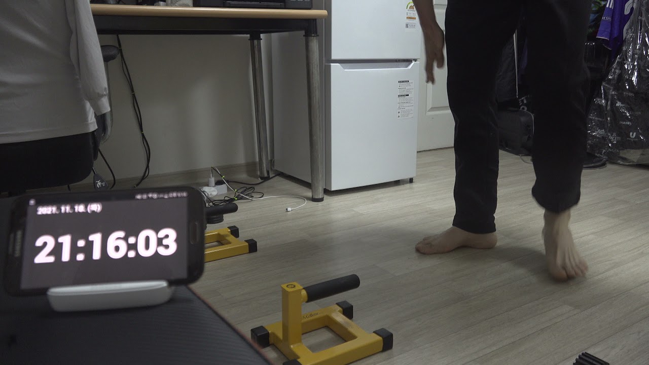 Push Up Challenge 53378/1000000