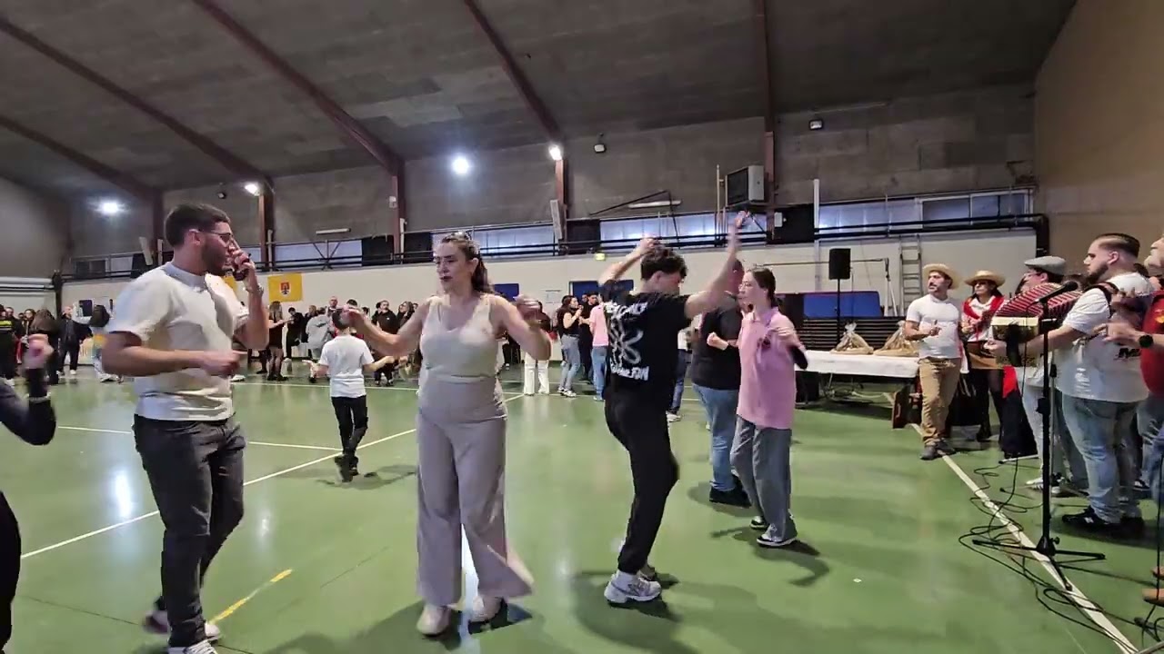 JR & RUSGA GRUPO ETNOGRÁFICO DA RIBEIRA LIMA DE CHEVRY COSSIGNY N2