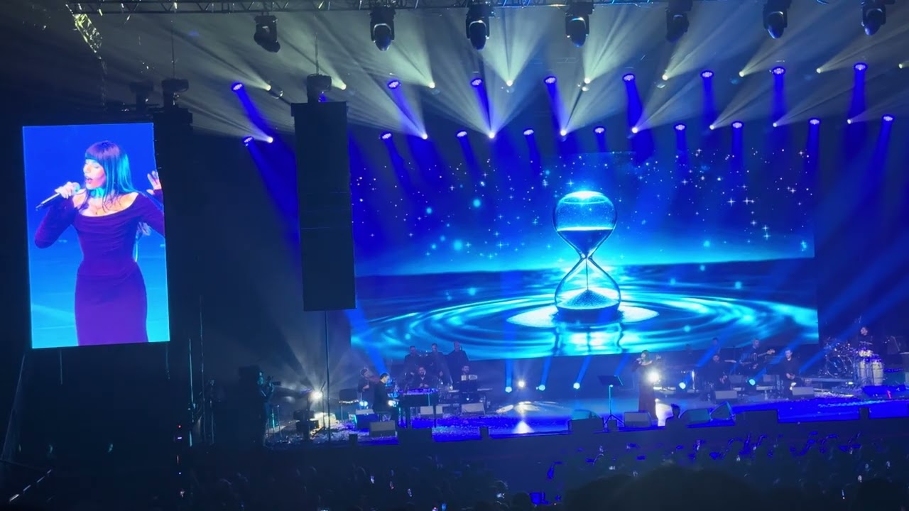 عبير نعمة - لبيروت - حفلة عيد الحب باريس