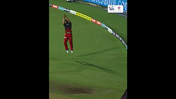 Glenn Maxwell S Sensational Effort On The Boundary Line In RCBvGT TATA IPL 2023 On JioCinema 