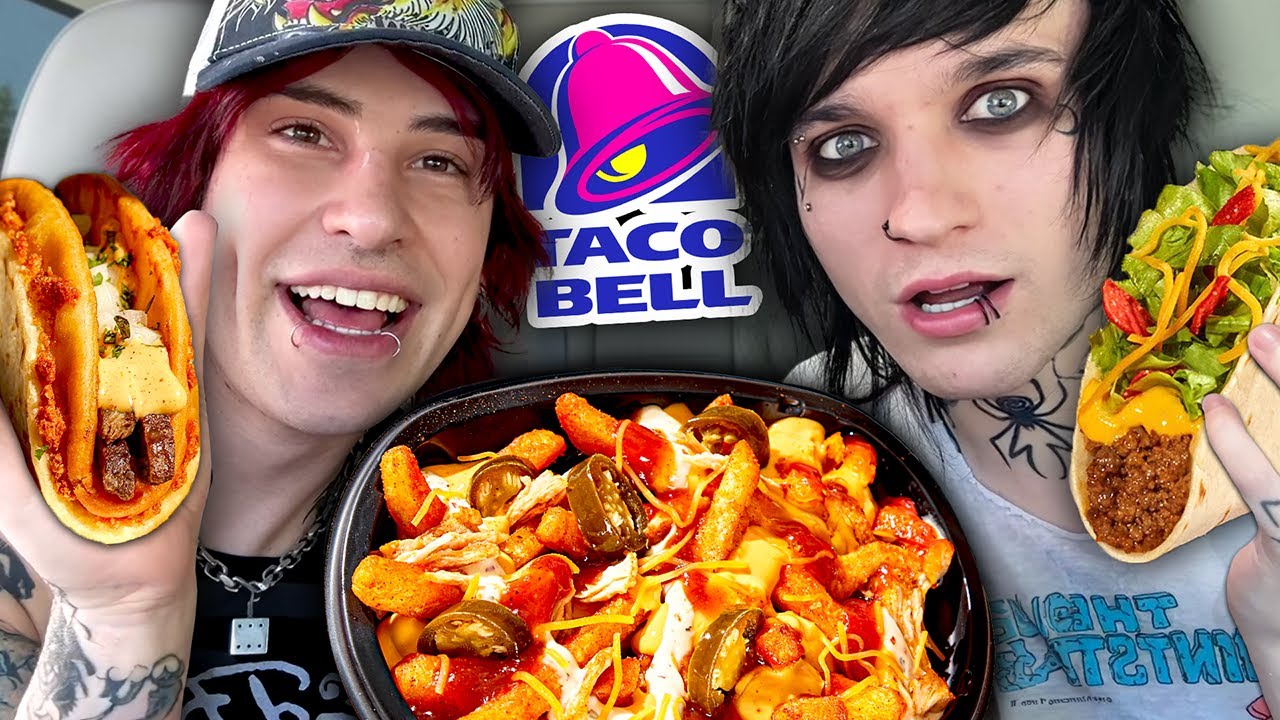 Trying NEW Taco Bell Menu w/Johnnie