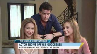 Charlie Sheen Présente Sa Déesse Bree Olson