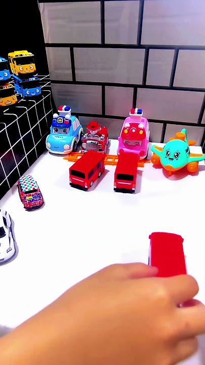 Oh no Tayo bus hit pink car 💨💨💥#youtube #shorts #shortsfeed #viralshorts #fypviralシ #viralshort