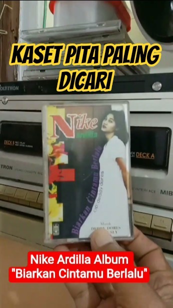 NIKE ARDILLA PENYANYI LEGENDARIS INDONESIA KASET PITA ALBUM BIARKAN CINTAMU BERLALU TOP TRENDING