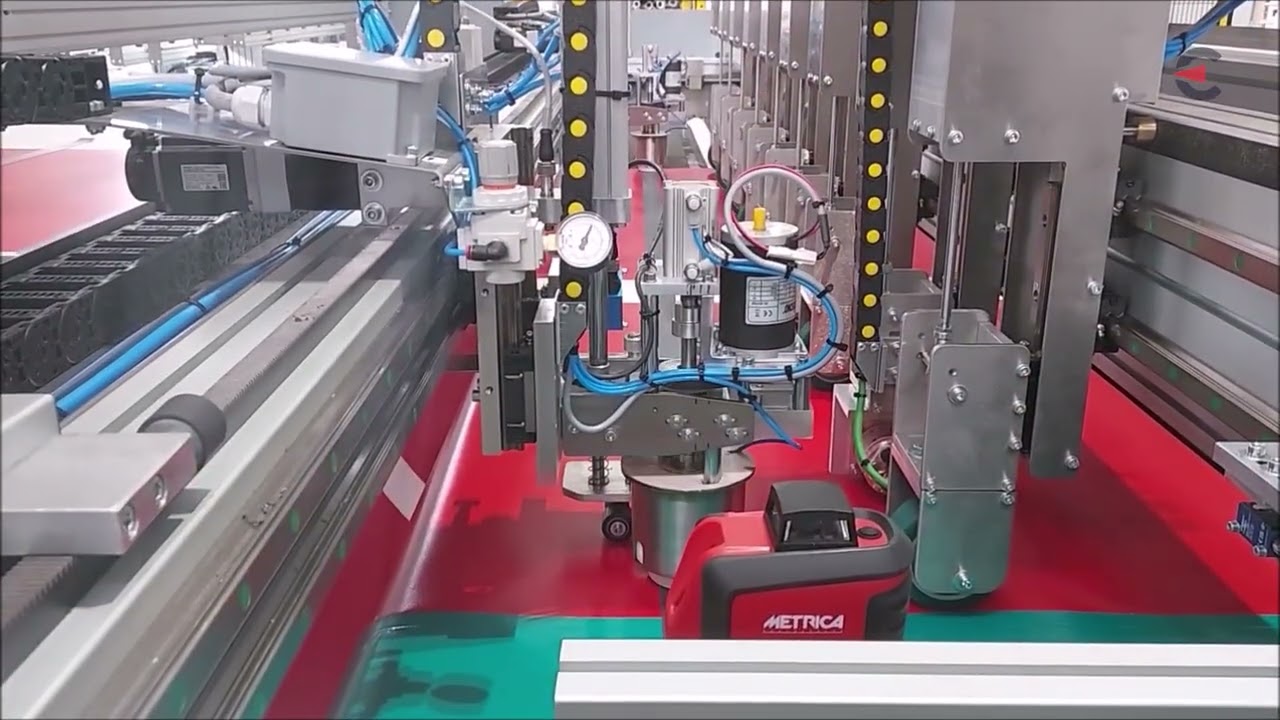 SM-325-HA | Automatic welding and cutting machine for truck curtains