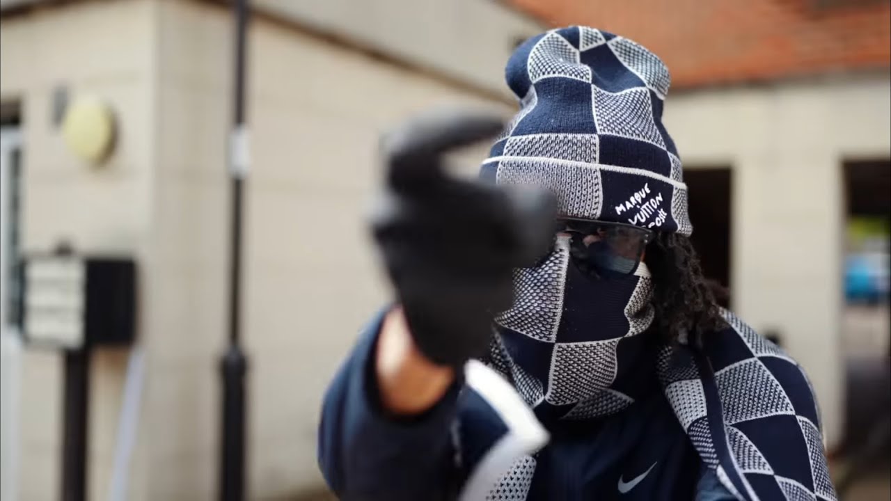 BusyGrr - Chinese (OFFICIAL VIDEO)