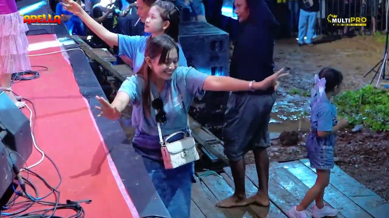 SURAT MERAH - SHERLY KDI || ADELLA LIVE TEXIPOC  WONOKERTO PEKALONGAN