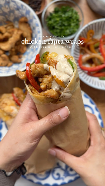 Chicken fajitas wraps ( recipe in description )