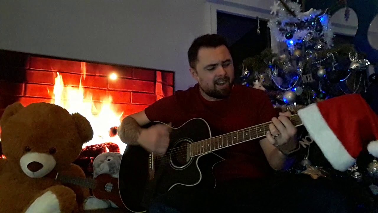 Petit Papa Noël - Les Sales Majestés - guitare cover #22 - YouTube