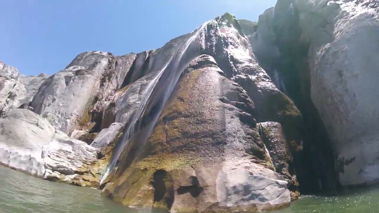 Shoeshone Falls On Paddleboards