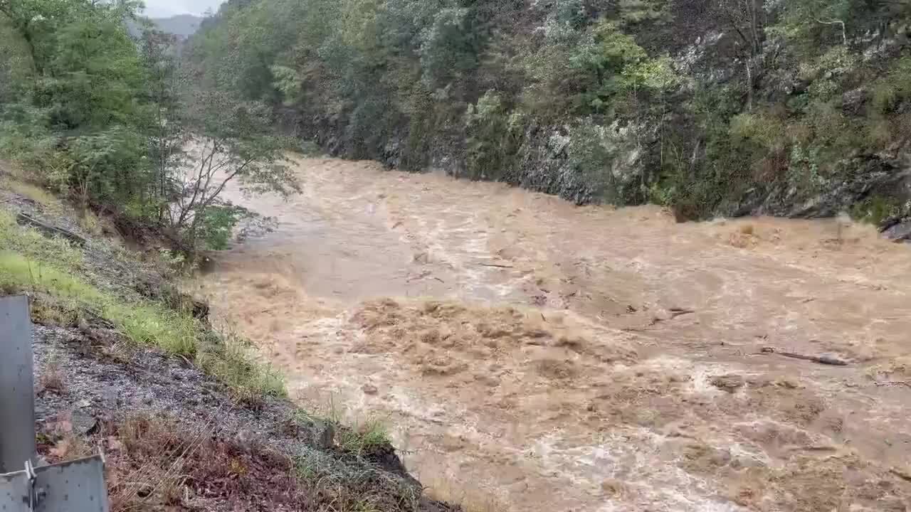 do-not-travel-to-north-carolina-i-40-closed-in-east-tennessee-and
