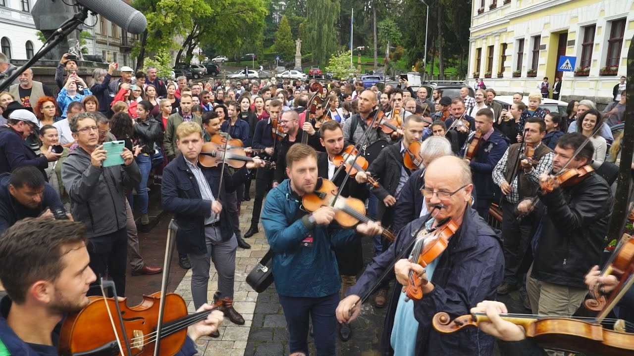 Elkezdődött az Erdélyi Táncháztalálkozó Székelyudvarhelyen!