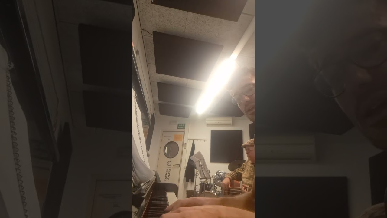 DEVIL' GONNA GIT YOU - BESSIE SMITH - CIRCLE JAZZ DUO (INTERPRETATION)