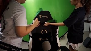 2 sisters argue over a green screen