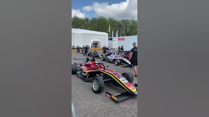 F4 British cars driving to racetrack at brands Hatch #cars #f4 #racing