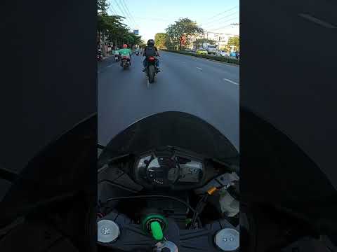 Мотоциклистка на h2r Kawasaki смотровая МГУ