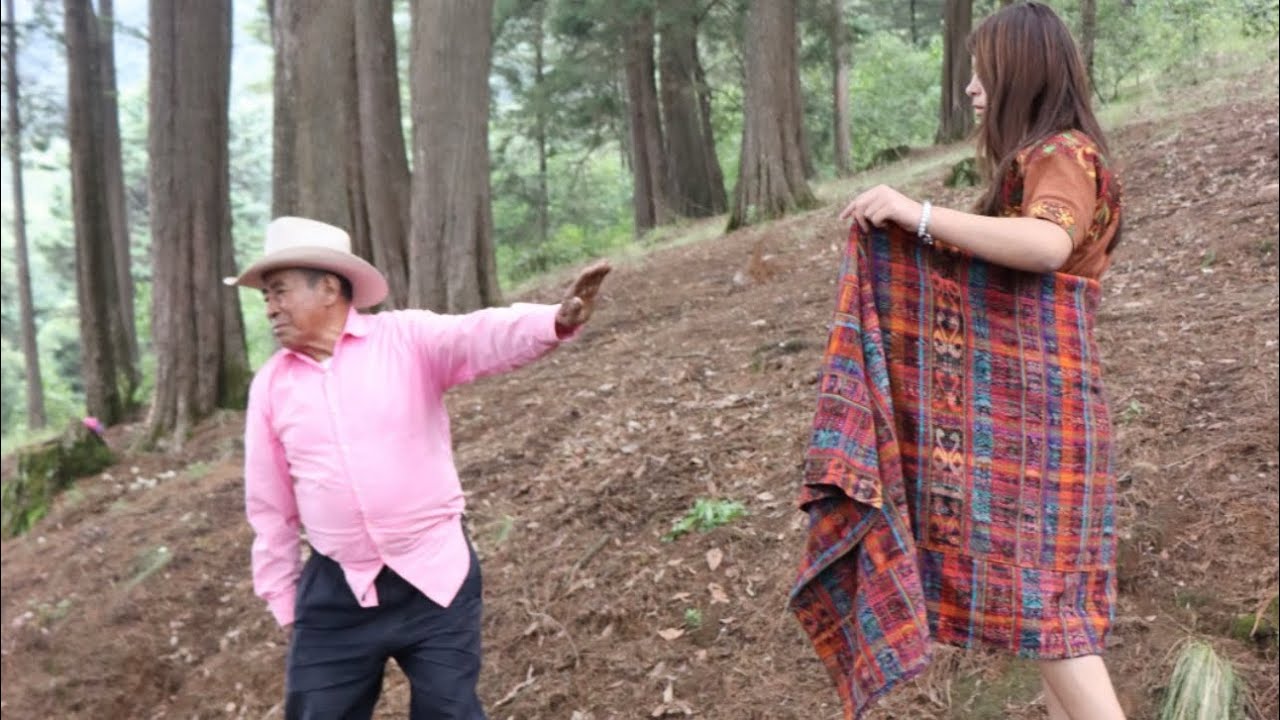 señorita ABUZA de un ABUELO 👴