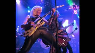 Girlschool - 08 - Everything's the same (Siegburg - 2015)