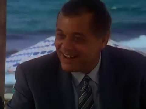 فيلم البحر بيضحك ليه محمود عبدالعزيز