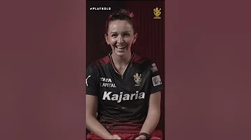 Whats on your phone wallpaper? Ft. RCB Women's Team | WPL 2024 | Bold Diaries