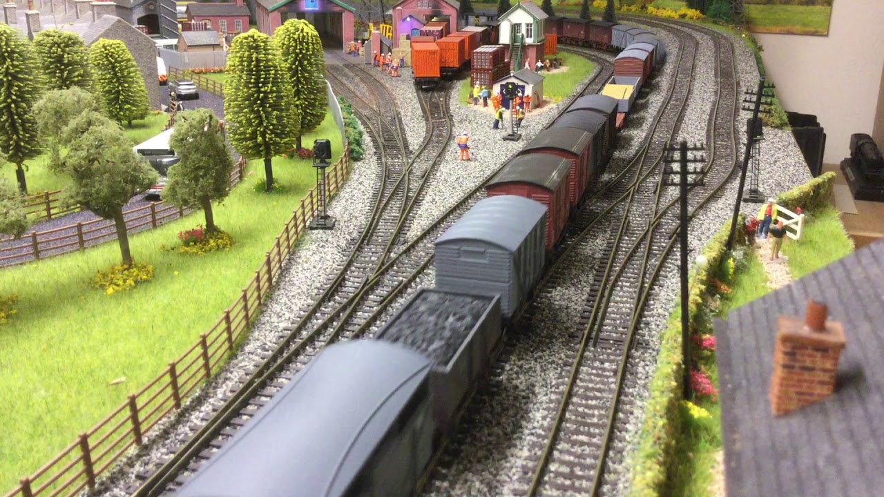 Murphy Models Black & Tan 131 - Nov 2020