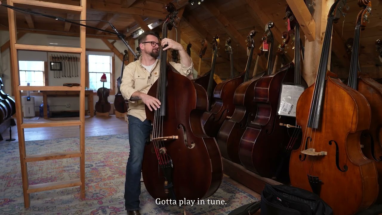 Быстрая проверка четвертого звукового порта на контрабасе Гэри Аптона.