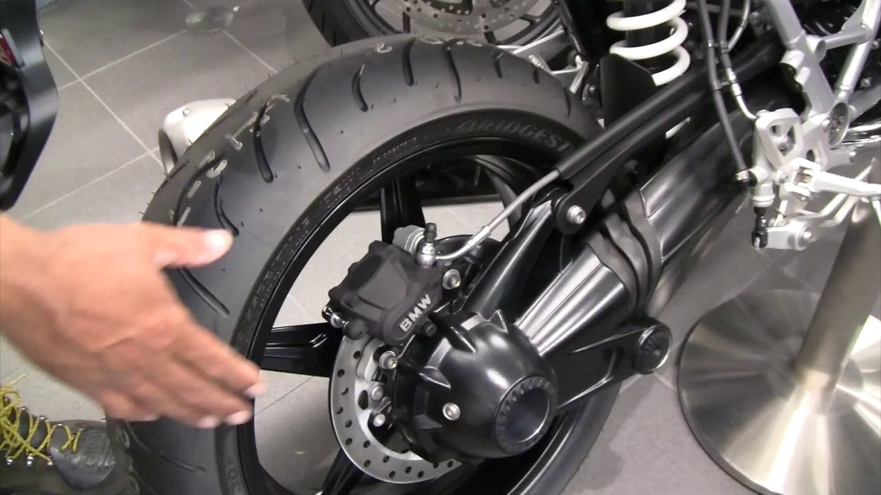 Bmw R10gs 水冷エンジンと空冷エンジンの見分け方 Youtube Bmw R10gs 水冷エンジンと空冷エンジンの見分け方 Youtube