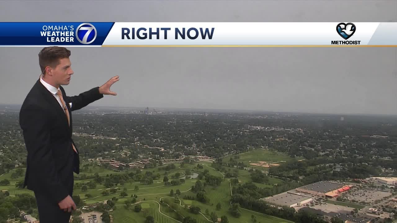 Hazy sky this evening in Omaha, warm this weekend - YouTube