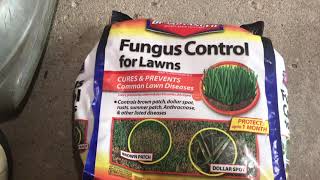 Lawn Fungus Fix - Applying Fungicide To Fix Lawn Disease