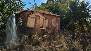 ESSA CASA É ASSOMBRADA PELO VELHO DO RIO, INCLUSIVE SENTI PRESENÇA DE ESPÍRITOS NO LOCAL
