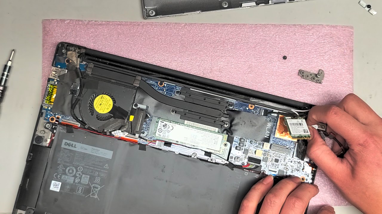 rookie Offentliggørelse Inhibere DELL XPS 13 9360 Disassembly SSD Hard Drive Upgrade DC Jack Charge Port  Hinge Repair Replacement - YouTube