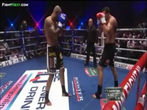 Badr Hari VS Hesdy Gerges - It's Showtime Event 29...