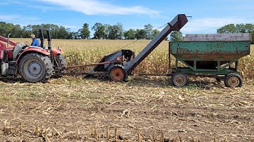 New Idea 323 1 Row Corn Picker