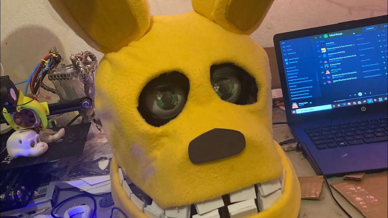 REAL Springlock Suit Cosplay! (FNAF Springbonnie IRL) YouTube