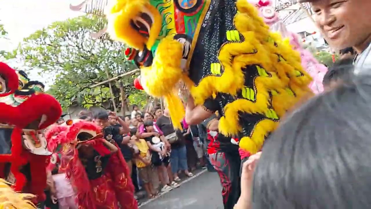 Baron sai di pasar Badung