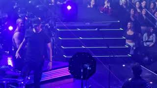 Enrique Iglesias Live in Chicago - Tonight (I'm Lovin' You)