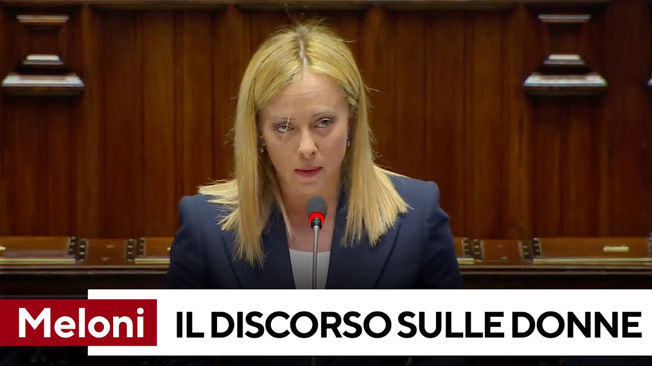 Il discorso di Meloni sulle donne: "Sento il peso di essere la prima premier"