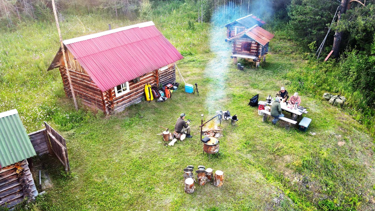 ЧЕРЕЗ БУРЕЛОМЫ НА ЛОДКАХ! ЖИВЁМ В ТАЁЖНОЙ ДЕРЕВУШКЕ. ГОТОВИМ РЫБУ. 3 ДНЯ И 2 РЕКИ