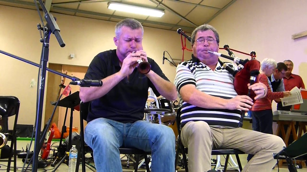 Hanterdro ( par Lothodé/Rault ) fest deiz Ploemël 17/11/2013