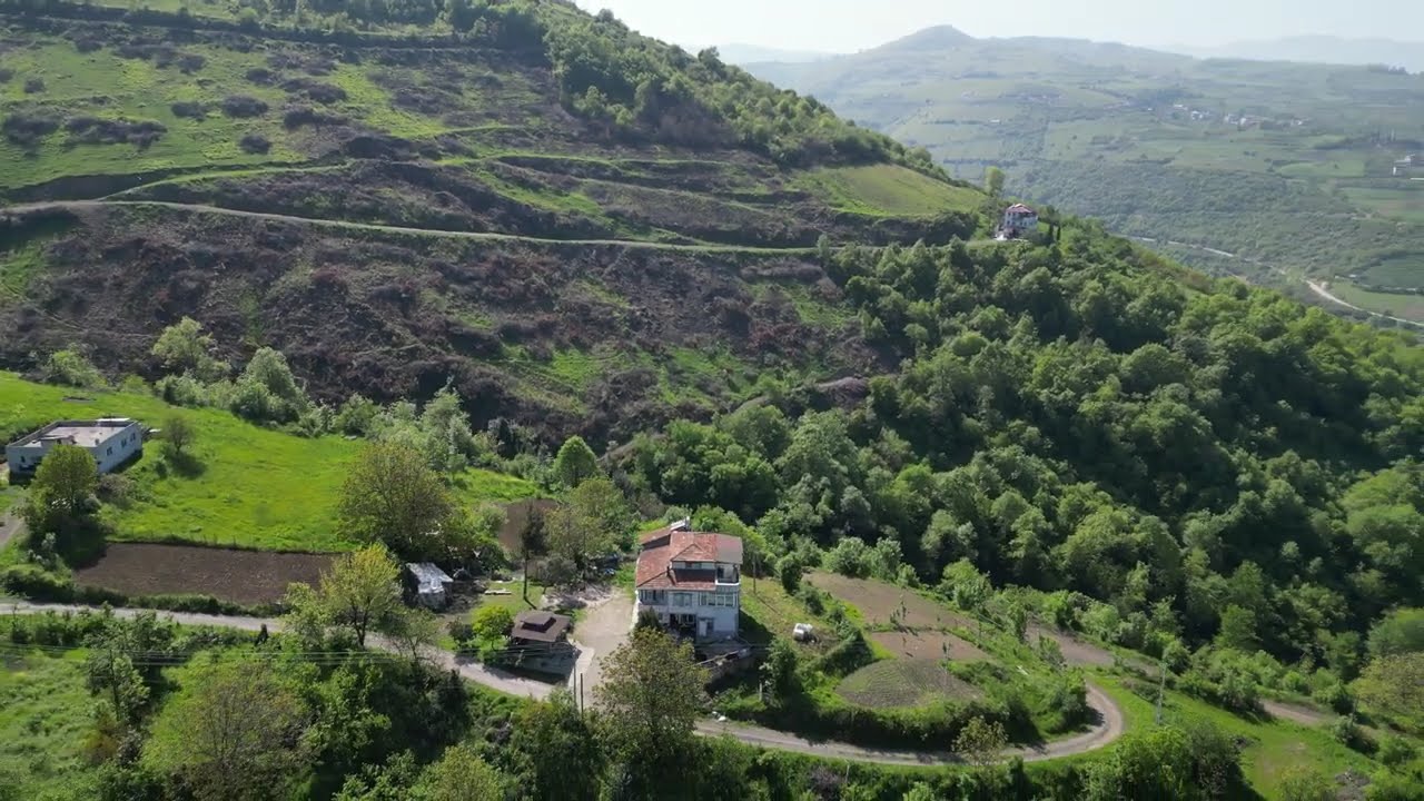 41,000 M2 SATILIK DENİZ VE ŞEHİR MANZARALI TARLA