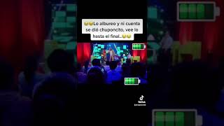 El perro guarumo alburea a chuponcito y ni cuenta se da😂😂😂😂😂😂😂😂