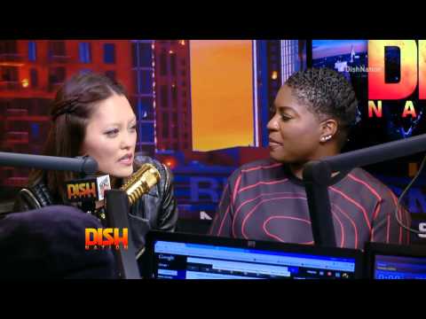 ‘Pitch Perfect 2′ Stars Dish, Twerk & Of Course…Sing